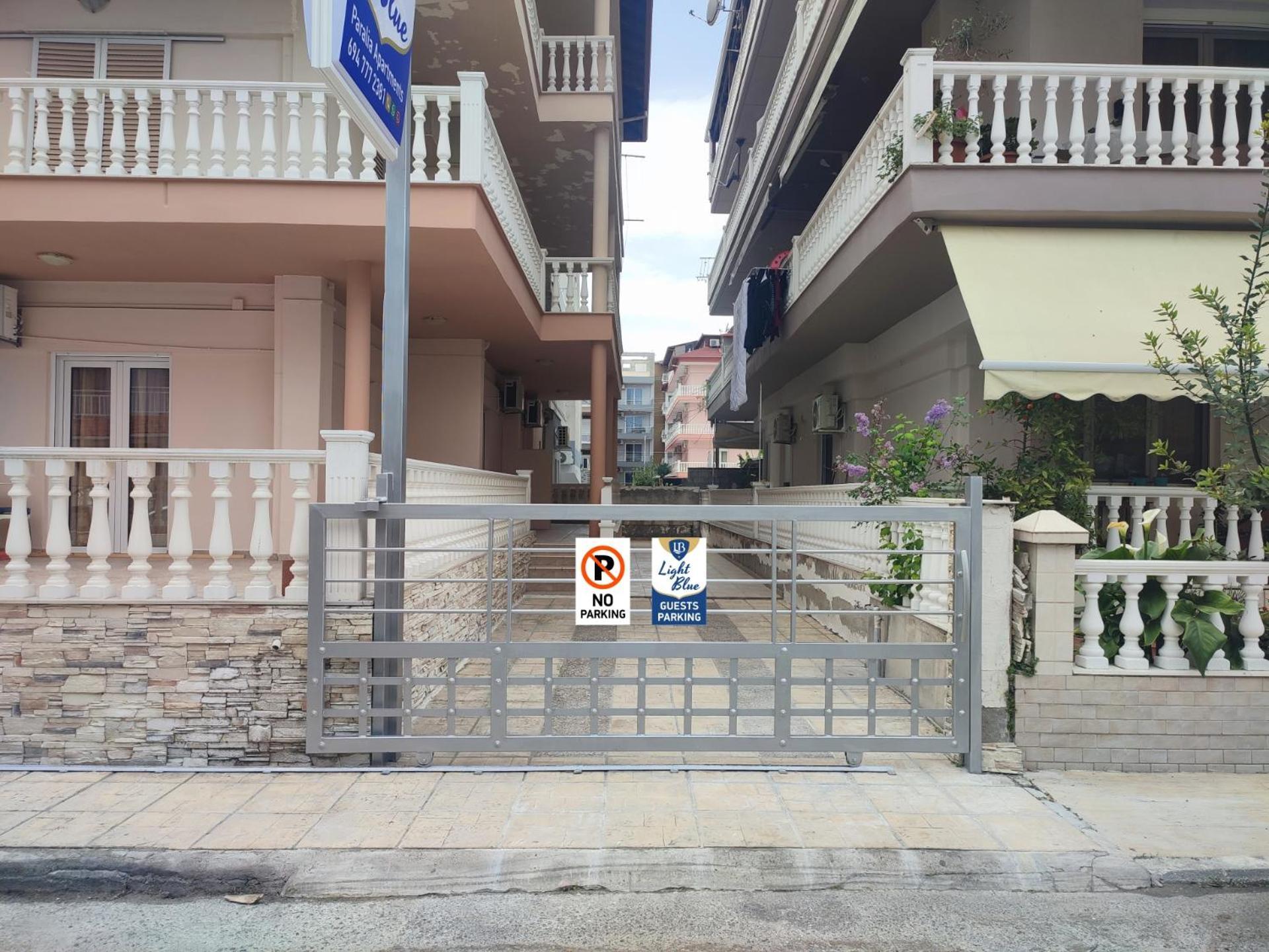 Light Blue Paralia Apartments Exterior photo